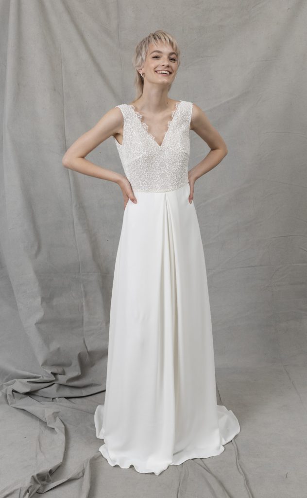 Modernes Brautkleid feminin elegant lässig Hochzeitskleider aus