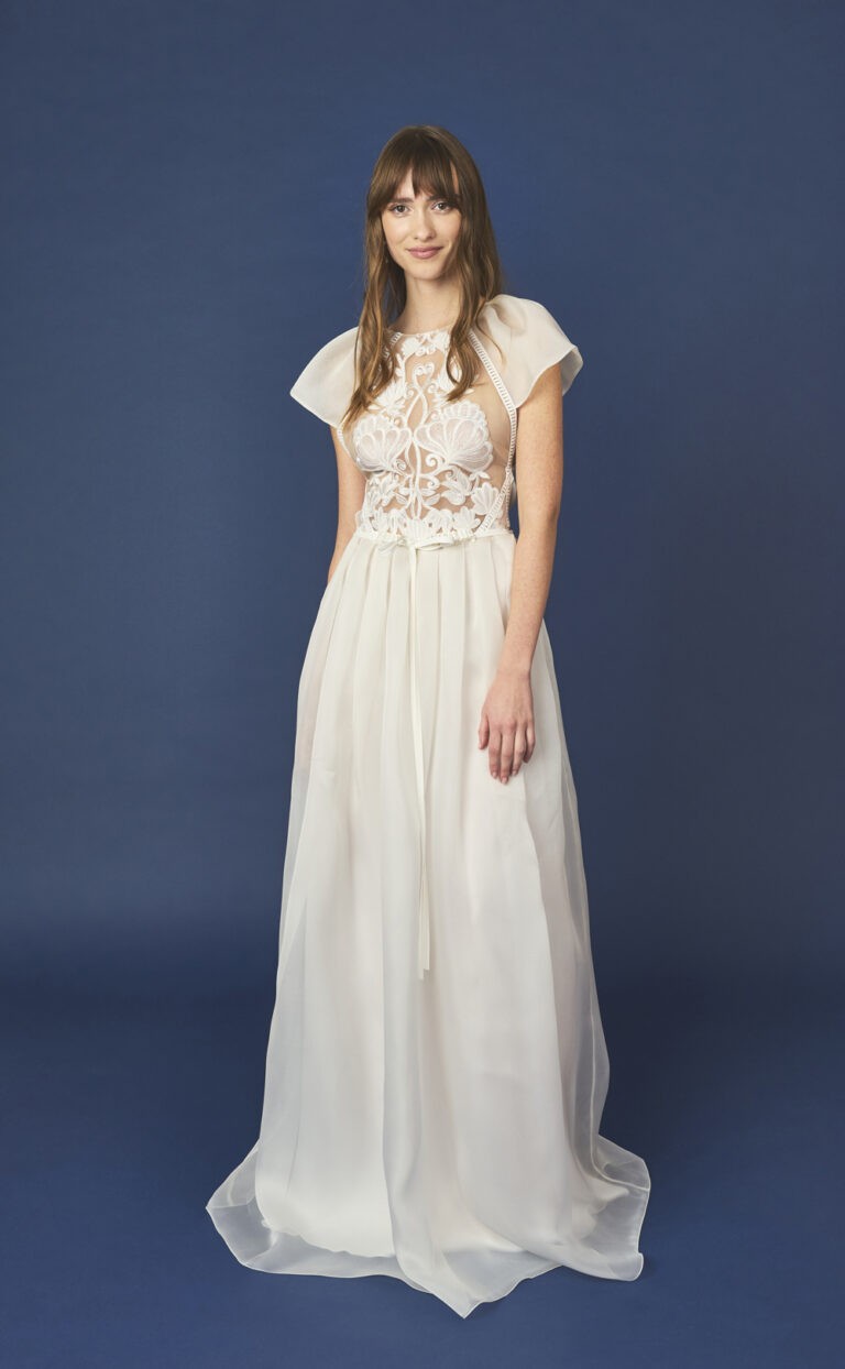 Romantic Wedding Dress: Style Romantic Icon