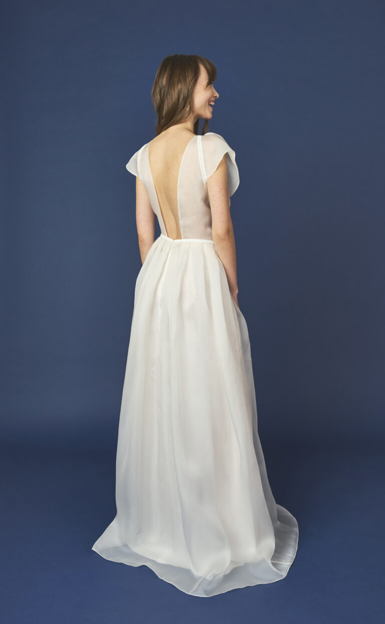 Romantic Wedding Dress: Style Romantic Icon