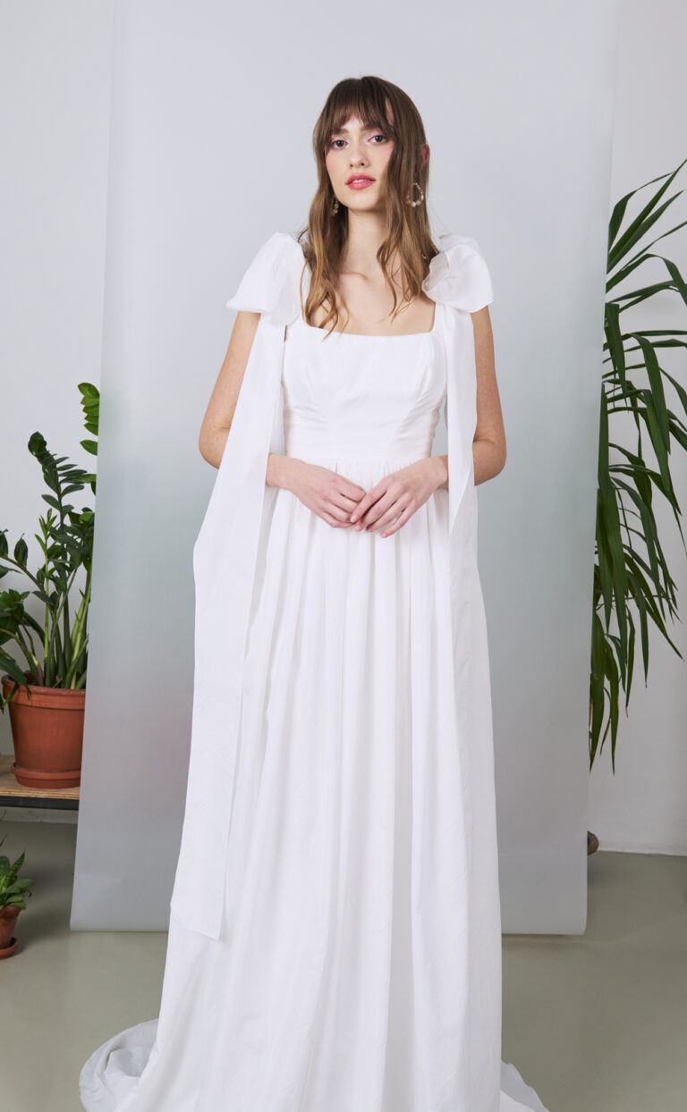 Modernes Brautkleid: Modell Elowyn