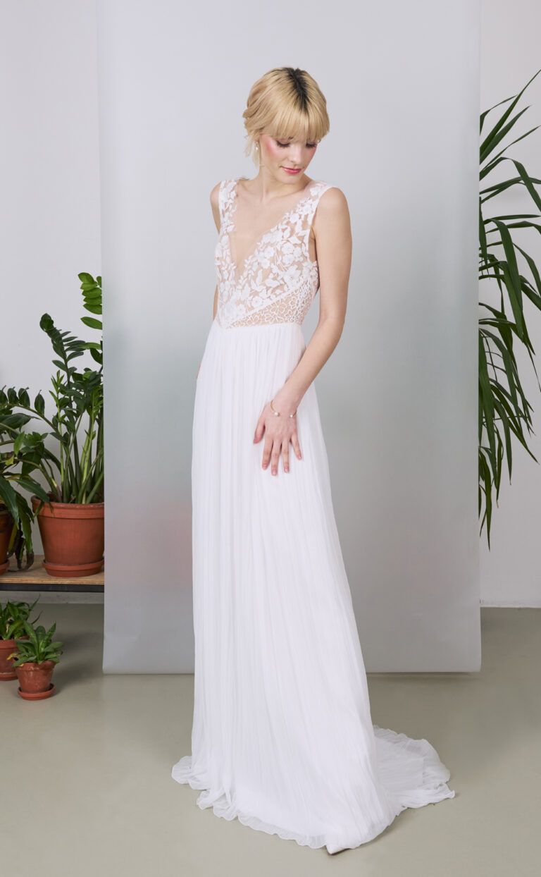 Wedding Dress with lace: Style Fiora